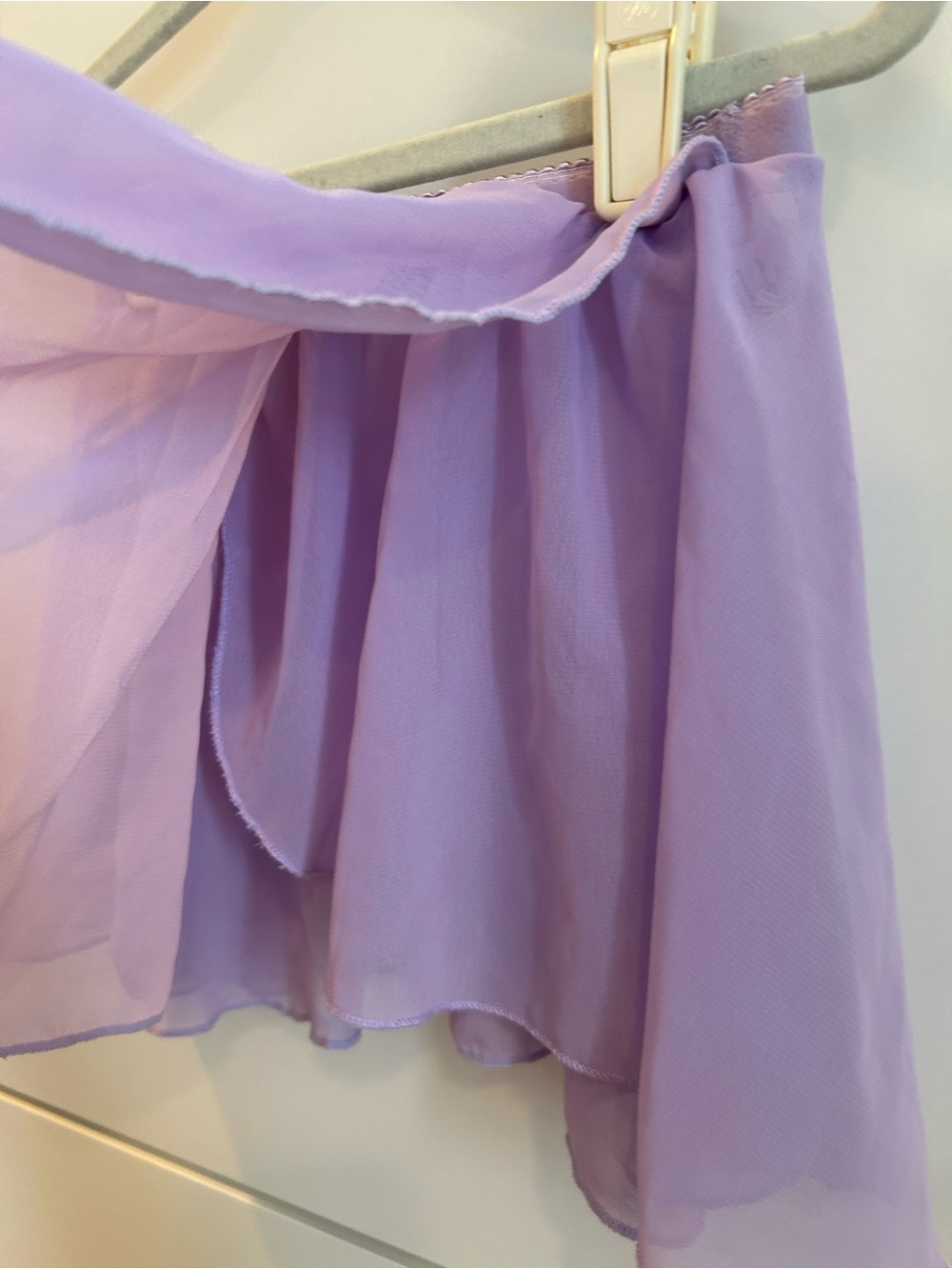 Lilac Chiffon Girl’s Dance Skirt - 130 (7/8) - Picture 3 of 5